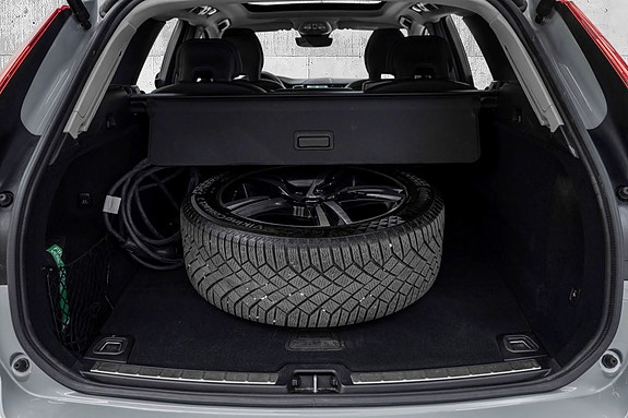 Volvo XC60 23 of 28