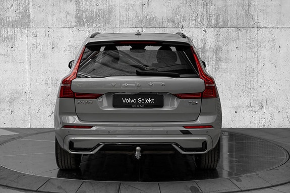 Volvo XC60 6 of 28