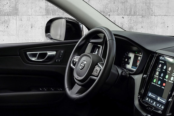 Volvo XC60 26 of 28
