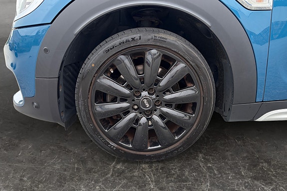 MINI Countryman Cooper SE 9 of 18