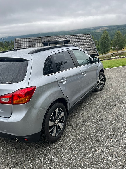 Mitsubishi ASX 7 of 12