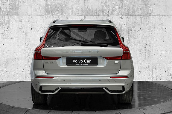 Volvo XC60 6 of 29