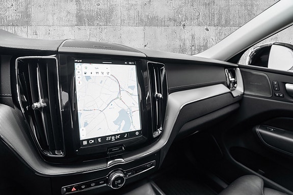Volvo XC60 17 of 29