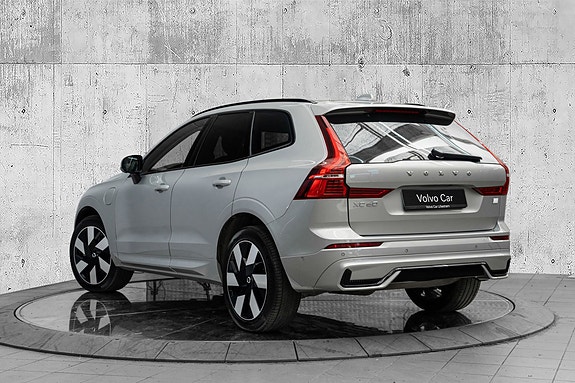 Volvo XC60 5 of 29
