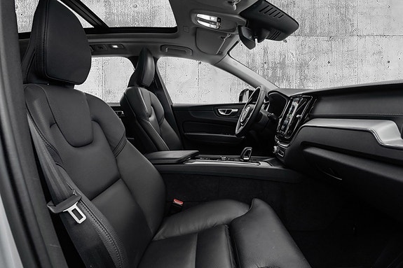 Volvo XC60 26 of 29