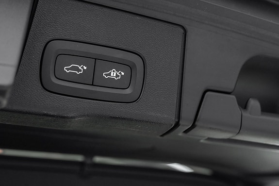Volvo XC60 25 of 29