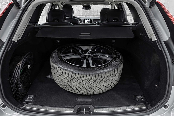 Volvo XC60 23 of 29