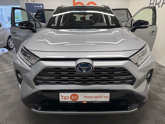 Toyota RAV4 11 of 30