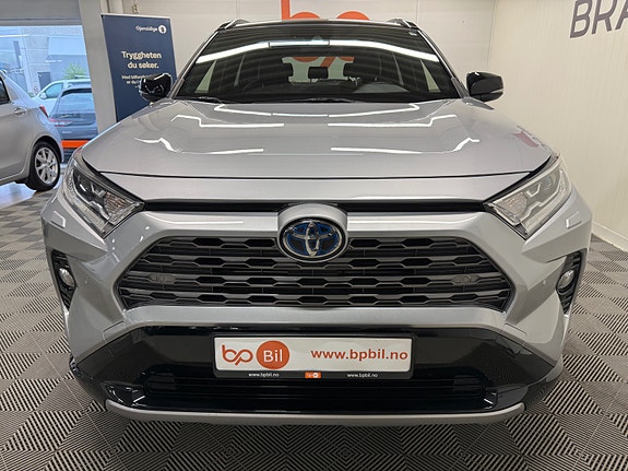 Toyota RAV4 10 of 30