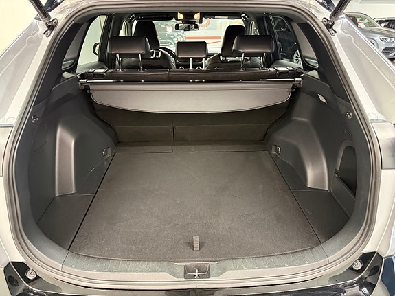Toyota RAV4 7 of 30