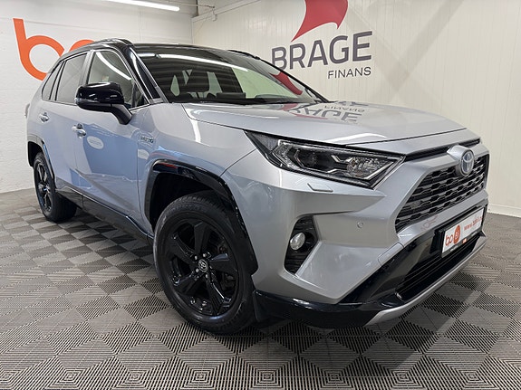 Toyota RAV4 2 of 30