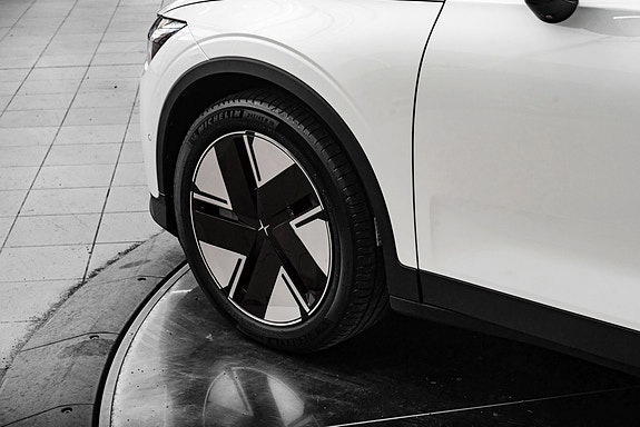 Polestar 2 9 of 29