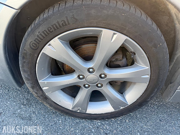 Subaru Legacy 11 of 30