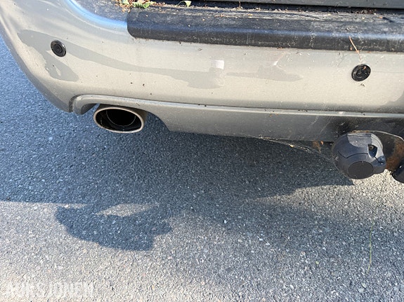Subaru Legacy 10 of 30