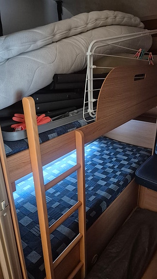 Adria Altea542ku 16 of 18