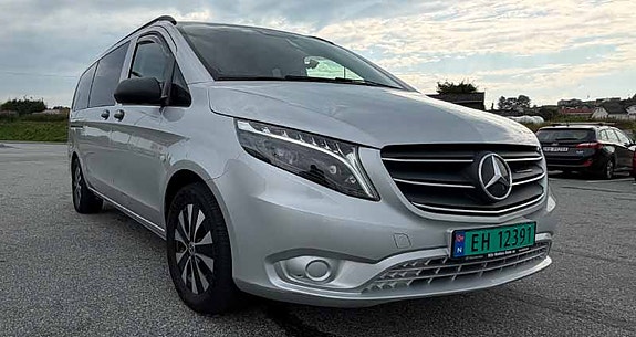 Mercedes-Benz eVito Tourer 3 of 9