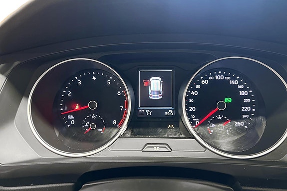 Volkswagen Tiguan 10 of 30