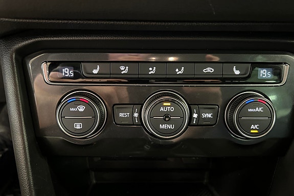 Volkswagen Tiguan 15 of 30