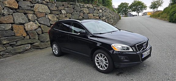 Volvo XC60 3 of 15