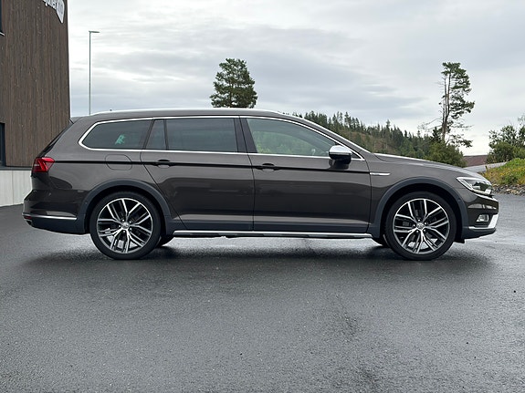 Volkswagen Passat 8 of 20
