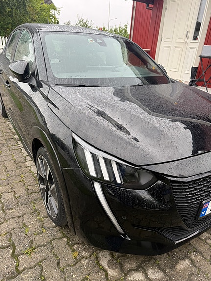 Peugeot 208 6 of 30