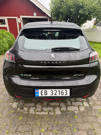 Peugeot 208 10 of 30