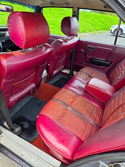Nissan 21 of 30