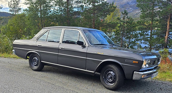 Nissan 8 of 30