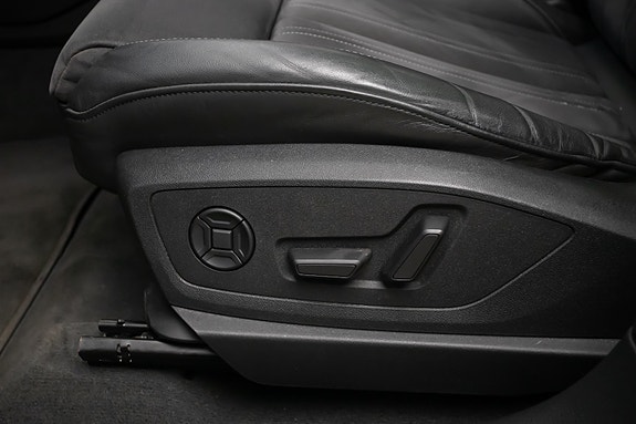 Audi Q8 e-tron 29 of 30