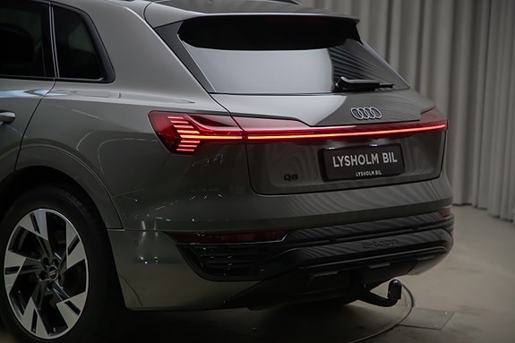 Audi Q8 e-tron 9 of 30