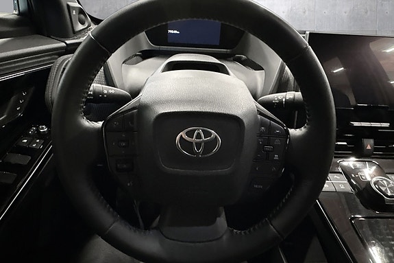 Toyota bZ4X 12 of 20