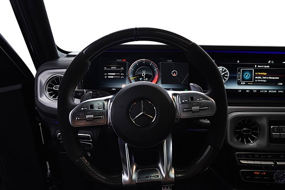 Mercedes-Benz G63 27 of 30