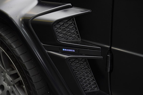 Mercedes-Benz G63 9 of 30