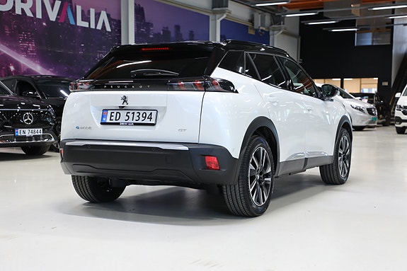 Peugeot e-2008 6 of 30