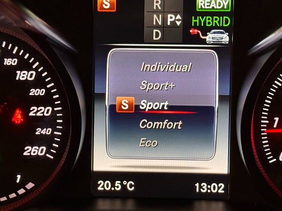 Mercedes-Benz GLC350 e 19 of 22