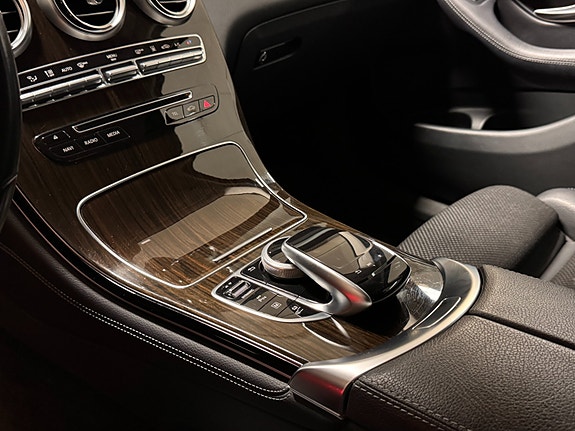 Mercedes-Benz GLC350 e 12 of 22