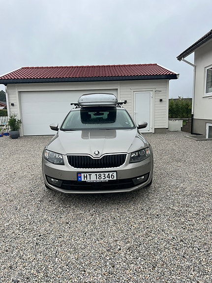 Skoda Octavia 3 of 5