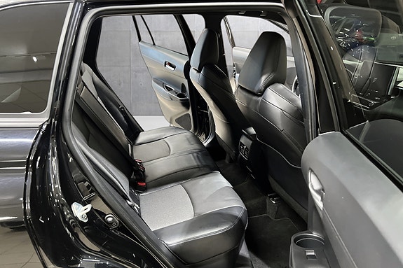 Toyota Corolla Cross 15 of 19