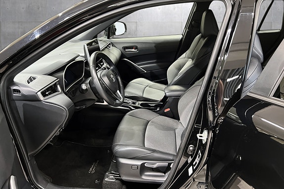 Toyota Corolla Cross 10 of 19