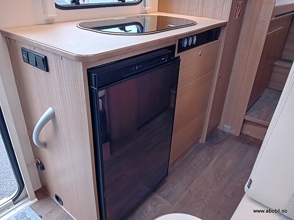 Capron V337 Ny regreim 2025 / klasse B / Høy nyttelast/ Automat 23 of 30