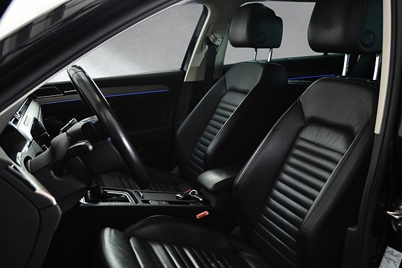 Volkswagen Passat 7 of 29