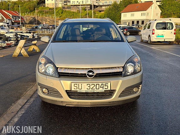 Opel Astra 2 of 5