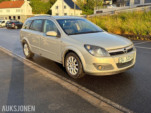 Opel Astra 3 of 5