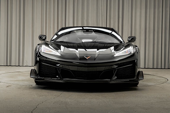 Chevrolet Corvette 26 of 30