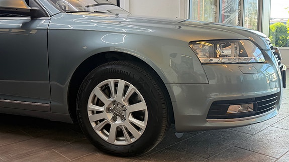 Audi A6 4 of 5
