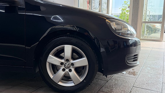 Volkswagen Golf VI 4 of 5