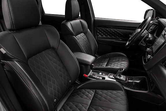 Mitsubishi Outlander 12 of 27