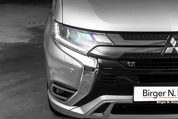 Mitsubishi Outlander 4 of 27