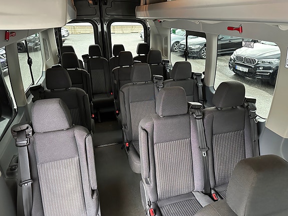Ford Transit 29 of 30
