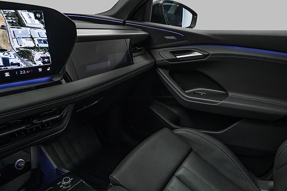 Audi Q6 e-tron 13 of 30